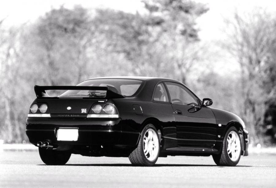  Nissan Skyline GT-R V-spec (BCNR33) 1995 года  (фото 5 из 16)